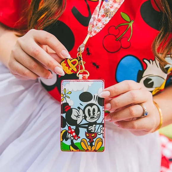 Loungefly Disney Mickey Mouse & Minnie Mouse Picnic Lanyard NWOT - Picture 1 of 8